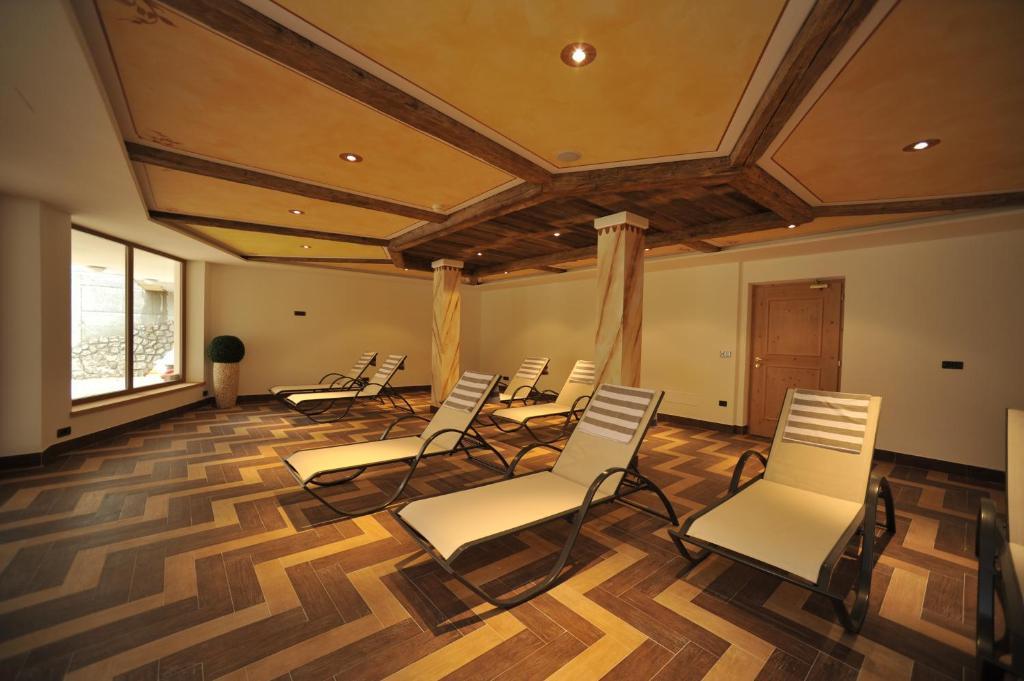 Hotel Muliac Сельва-ди-Валь-Гардена Экстерьер фото